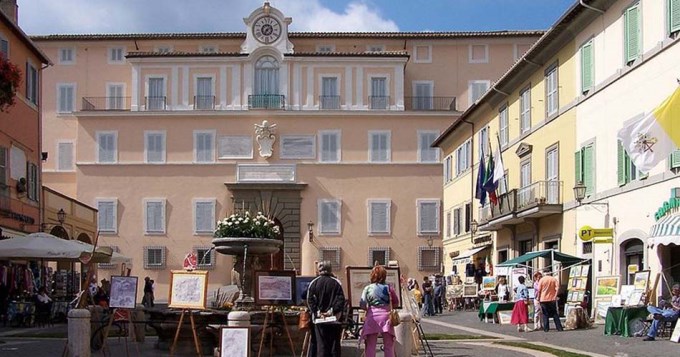 Castel Gandolfo abre sus puertas al p&uacute;blico por decisi&oacute;n de Francisco