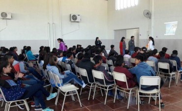 Educaci&oacute;n Vial contin&uacute;a dictando charlas dirigidas a j&oacute;venes y adolescentes