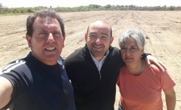  Mirolo visit&oacute; el predio donado por el municipio donde se construir&aacute; una cancha de hockey   