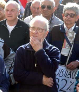 Cambian el c&aacute;lculo de mejoras jubilatorias para ahorrar 100.000 millones 