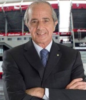 DOnofrio promete refaccionar el Monumental si gana