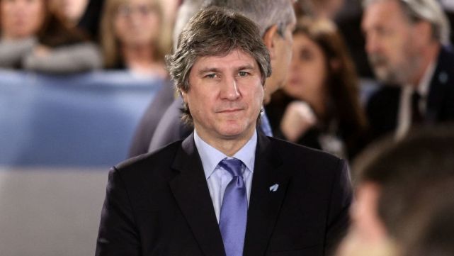 Intiman a Boudou a justificar bienes