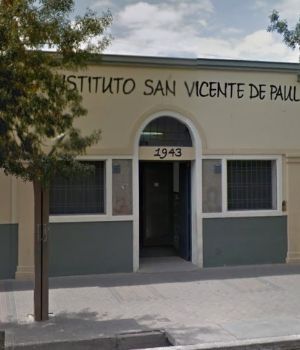 Voto mojado: orin&oacute; todo el cuarto oscuro