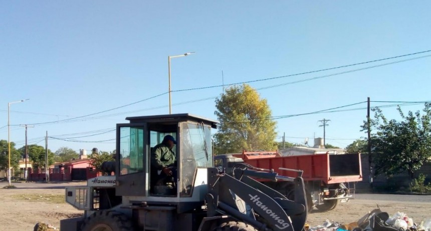 T&Iacute;TULO: El municipio trabaj&oacute; intensamente durante todo el fin de semana largo en tareas de limpieza de la ciudad