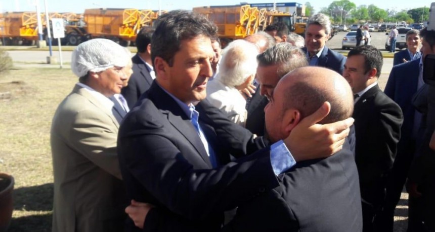  Mirolo junto a Sergio Massa en San Miguel de Tucumán