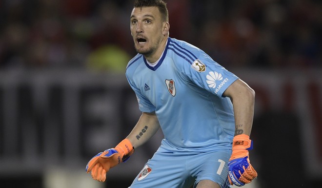 Armani lesionado y sin Selecci&oacute;n