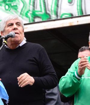 Moyano: "Si no vienen con una propuesta aceptable, vamos al paro"