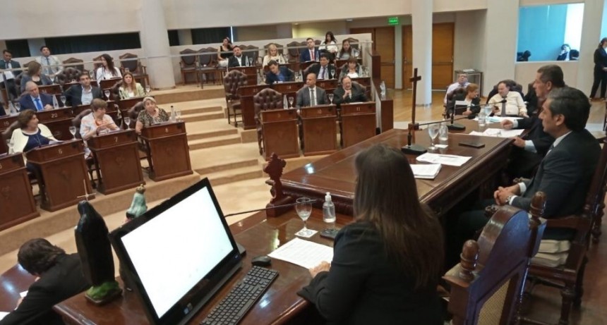 Legislatura: destacan informe que ubica a Gerardo Zamora como uno de los gobernadores con mejor imágen del país