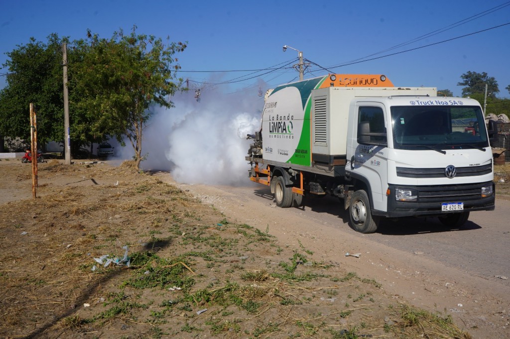 La Banda realizó exitoso operativo de “Lucha contra el Dengue” en el barrio Ampliación Parque Industrial 