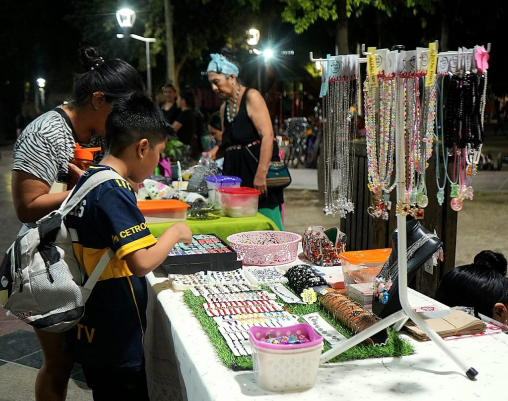  Se realizó con éxito la feria de emprendedores 