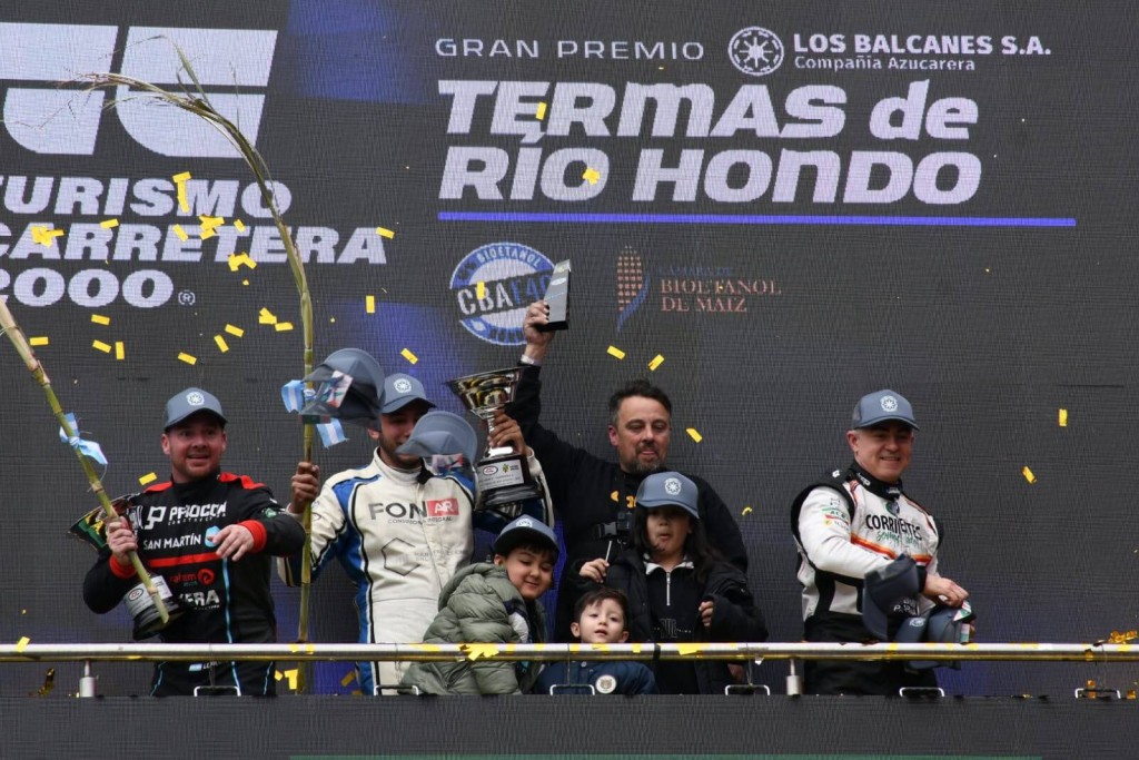 El Aut&oacute;dromo de Las Termas de R&iacute;o Hondo vivi&oacute; un fin de semana a pura velocidad con el Turismo Pista y el Turismo Carretera 2000
