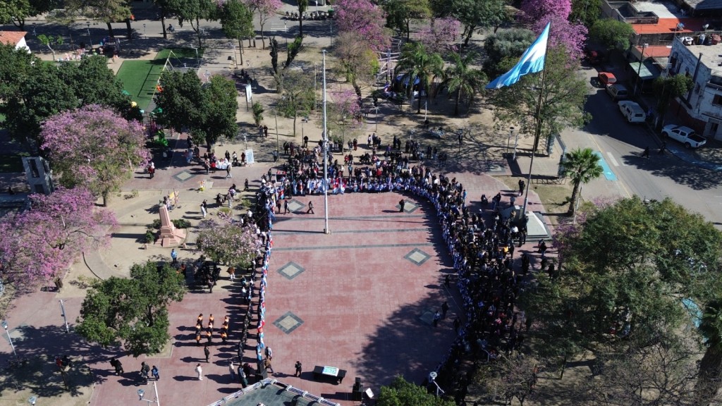  La Banda celebr&oacute; su 114&deg; aniversario con un acto protocolar en la plaza Manuel Belgrano