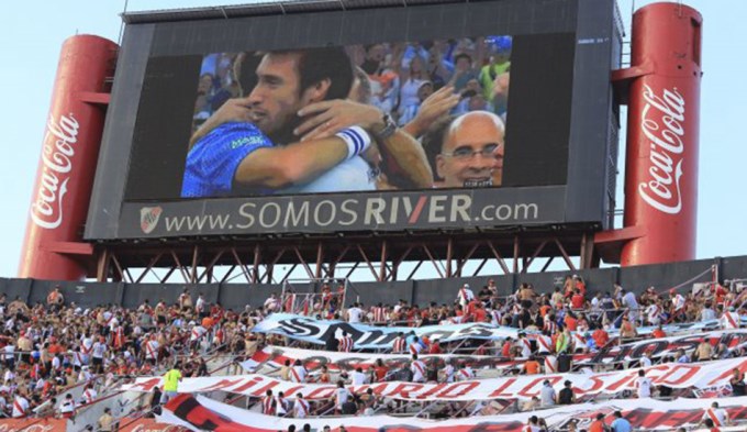 El Monumental, de fiesta por la Davis