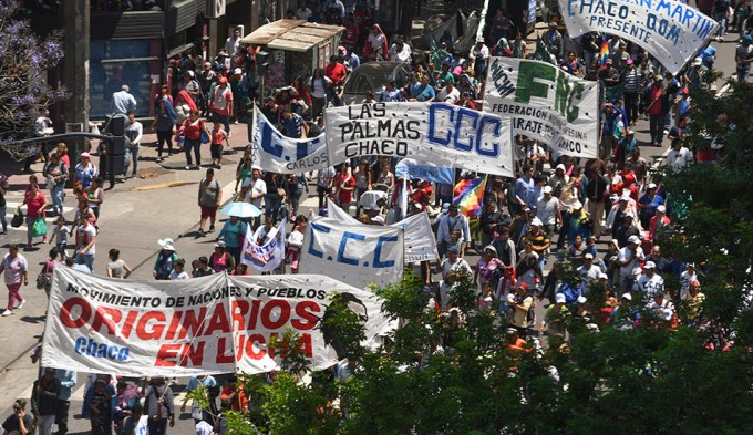 Las dos CTA paralizan el centro porte&ntilde;o rumbo a la Plaza de Mayo