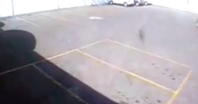 Un fantasma aparece en banco de Pilar