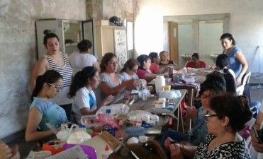 Se dictar&aacute; talleres gratuitos de peluquer&iacute;a y porcelana fr&iacute;a en el CIC