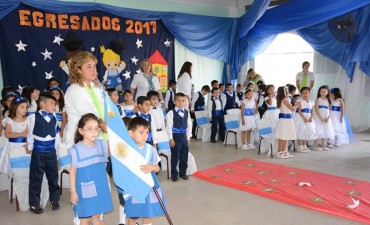  El Jard&iacute;n &ldquo;Rinc&oacute;n de Luz&rdquo; cerr&oacute; su ciclo lectivo con un emotivo acto de despedida en Villa Raquel   