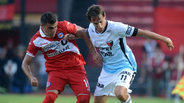 Argentinos recibe al invicto Col&oacute;n
