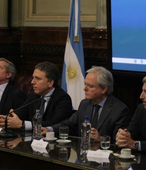 El Congreso pone primera con los debates