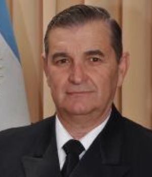 El Gobierno descabezar&iacute;a a la c&uacute;pula de la Armada 