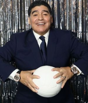 El mensaje de Maradona a familiares de la tripulaci&oacute;n del submarino