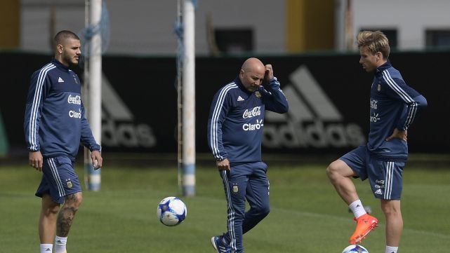La lista de Sampaoli, sin Biglia y con Ins&uacute;a