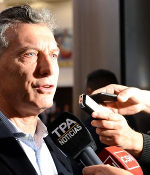Macri llam&oacute; a "comprometerse de pies a cabeza contra el terrorismo"