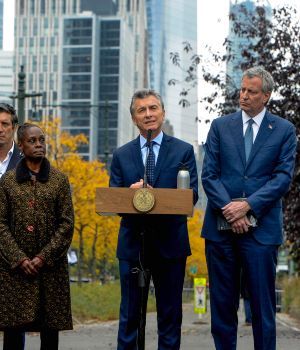 Macri rindi&oacute; homenaje a los argentinos muertos en Manhattan