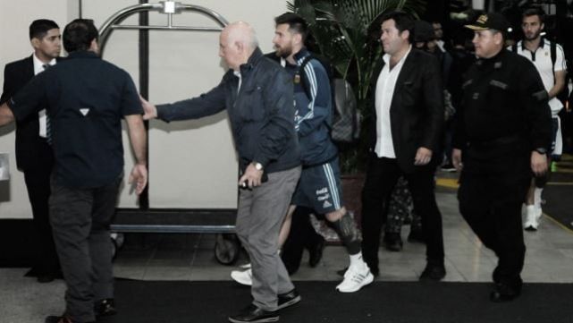 Messi, fuertemente custodiado tras amenaza del ISIS