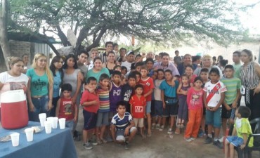 J&oacute;venes celebraron el &ldquo;D&iacute;a del Voluntario&rdquo; realizando tareas solidarias