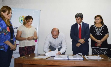 La comuna realiz&oacute; la apertura de sobres para la compra de maquinaria vial