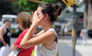 Brindan consejos para evitar los golpes de calor