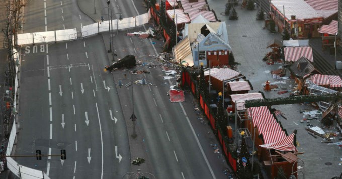 Autor del atentado en Berl&iacute;n mat&oacute; al conductor del cami&oacute;n