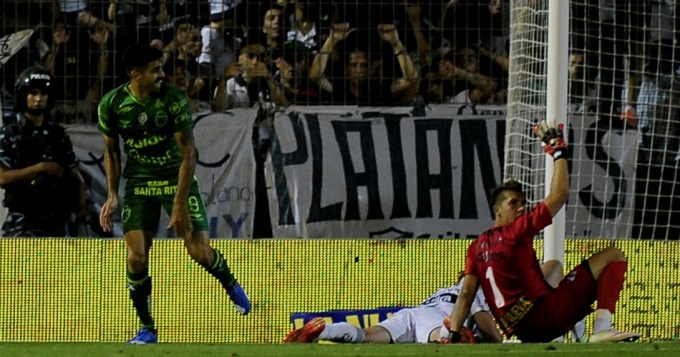 El "Verde" dej&oacute; p&aacute;lido a Quilmes en el Centenario