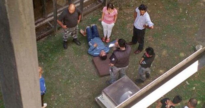 Femicida se tir&oacute; al vac&iacute;o de un segundo piso de tribunal