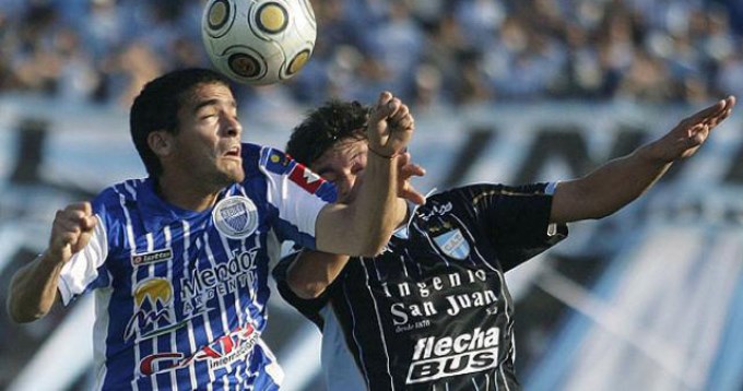 Godoy Cruz y Atl&eacute;tico Tucum&aacute;n quieren salir de la irregularidad