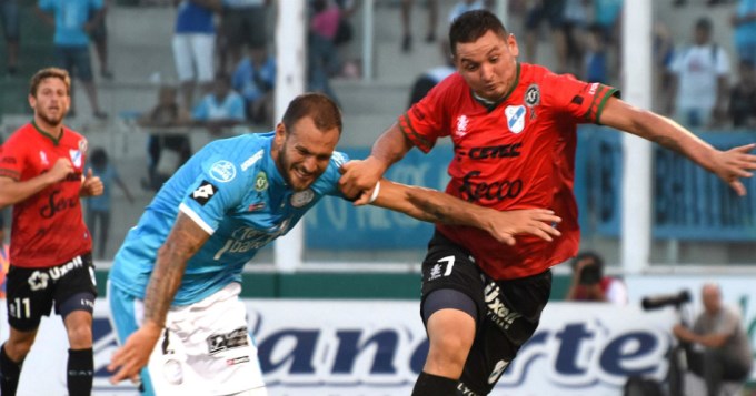 "Los celestes" empataron sin goles en C&oacute;rdoba