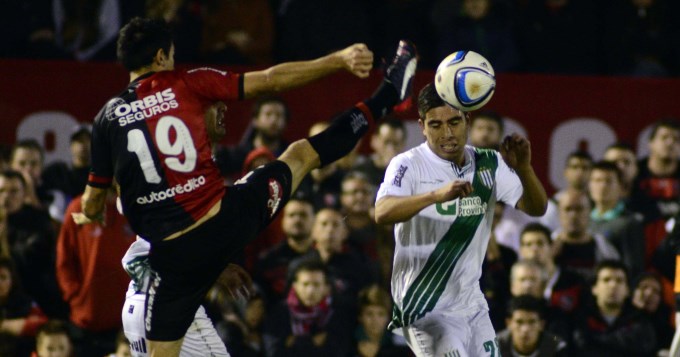 Newells quiere treparse a la punta frente a Banfield