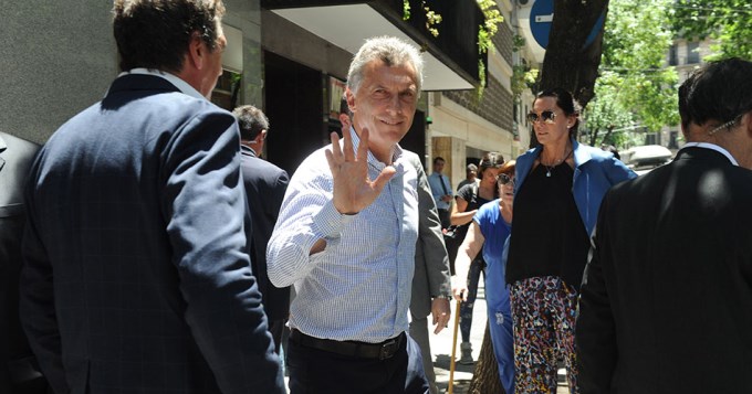 Operaron con &eacute;xito a Mauricio Macri