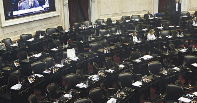 S&oacute;lo dos leyes se votaron en extraordinarias 