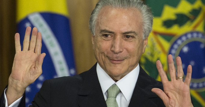 Temer: "Vamos a derrotar la crisis econ&oacute;mica"