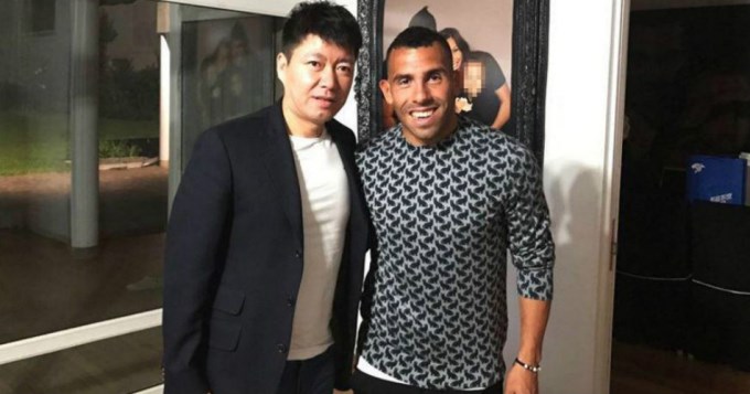 Tevez se convirti&oacute; en el jugador mejor pago del mundo