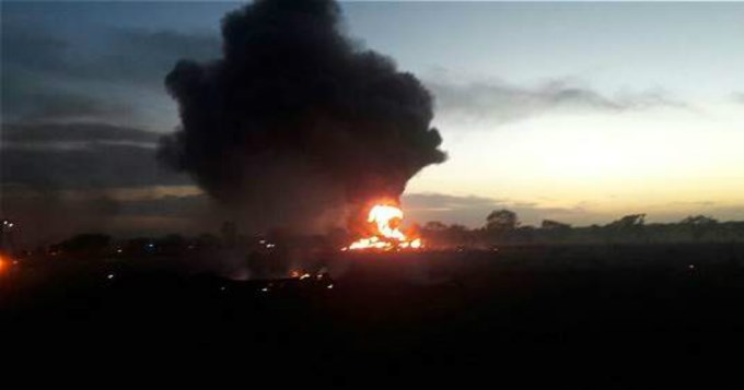 Tremendos videos: as&iacute; se estrell&oacute; el avi&oacute;n colombiano