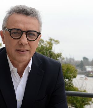 Julio Zamora otorg&oacute; el bono de fin de a&ntilde;o m&aacute;s alto de la provincia