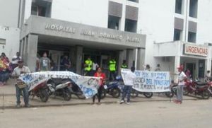 Pari&oacute; y le entregaron el beb&eacute; sin cabeza