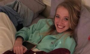 Public&oacute; foto de su novia y revel&oacute; detalles de su intimidad sexual