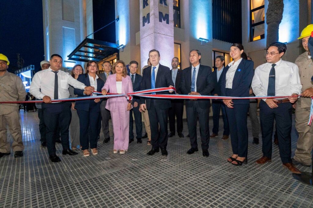 El gobernador Zamora y la intendente Fuentes inauguraron el nuevo edificio de la Dirección de Rentas Municipal