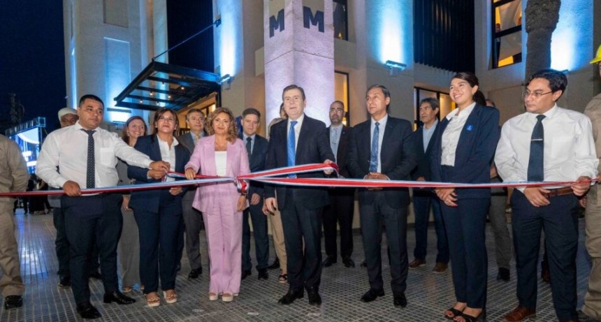 El gobernador Zamora y la intendente Fuentes inauguraron el nuevo edificio de la Dirección de Rentas Municipal